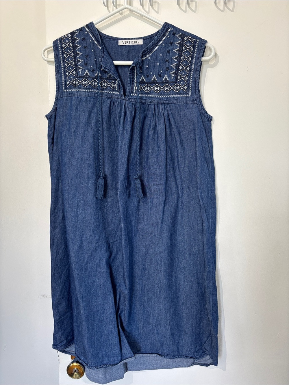 Vertiche Sleeveless Indigo Embroidered Denim Dress